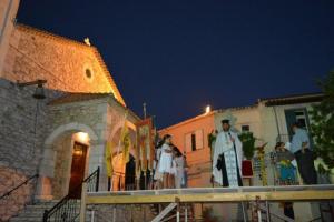 "Εν τη Κοιμήσει τον κόσμον ου κατέλιπες Θεοτόκε." (19 Αυγούστου 2017)